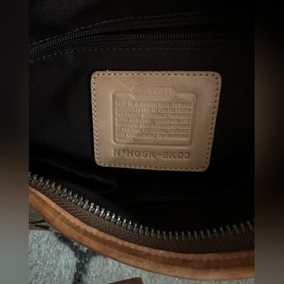 Coach Vintage Signature Logo Canvas/Leather Shoulder Hobo Handbag 👜 - Picture 8 of 12